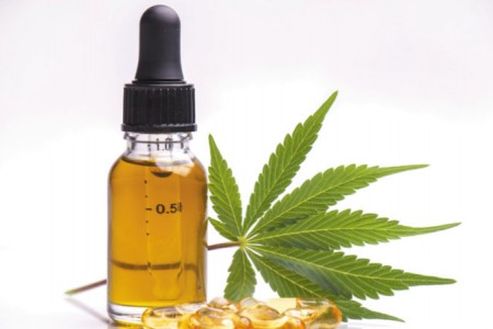 As 3 maiores fake news sobre o tratamento de cannabis medicinal